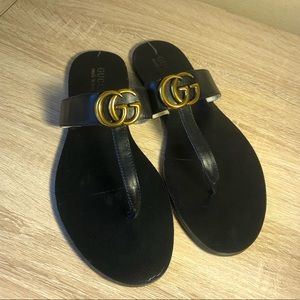 AUTHENTIC BLACK GUCCI FLIP FLOPS